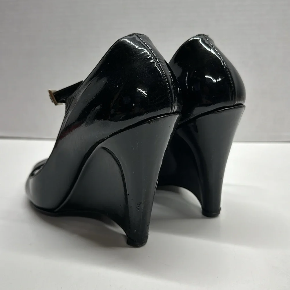 Fendi Wedges High Heel Shoes Shiny Patent Leather Peep Toe Black Size 38 US 8
